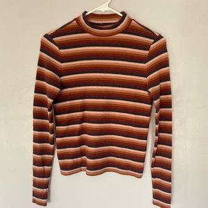 American eagle juniors XS mock turtle neck